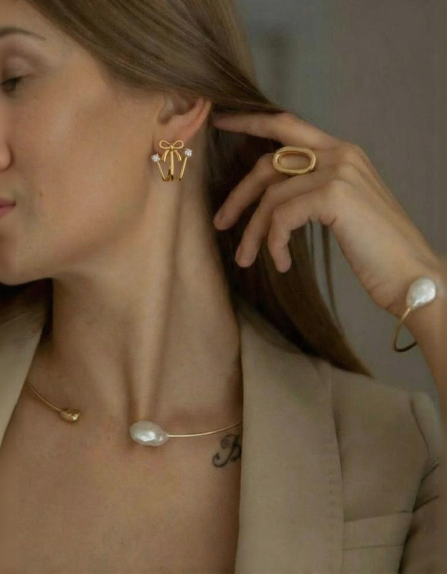 PENDIENTE LAZO BRILLANTE