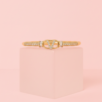 Brazalete V de Lujo