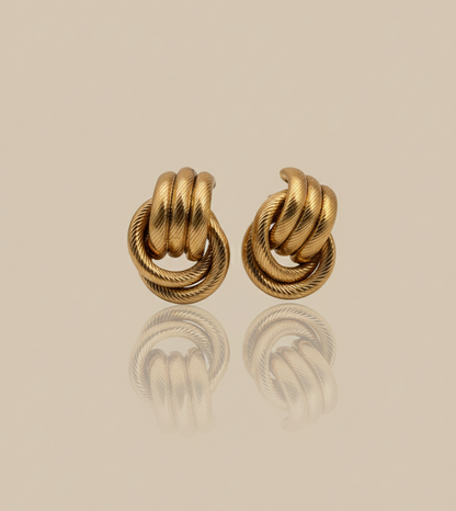 PENDIENTES NUDO DORADO