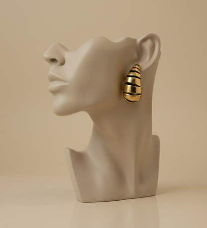 PENDIENTE DE GOTA CORTA